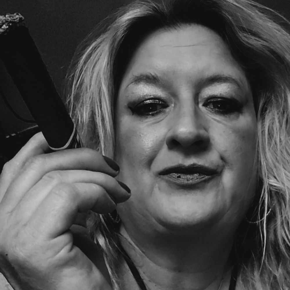 Meet your Posher, Valarie